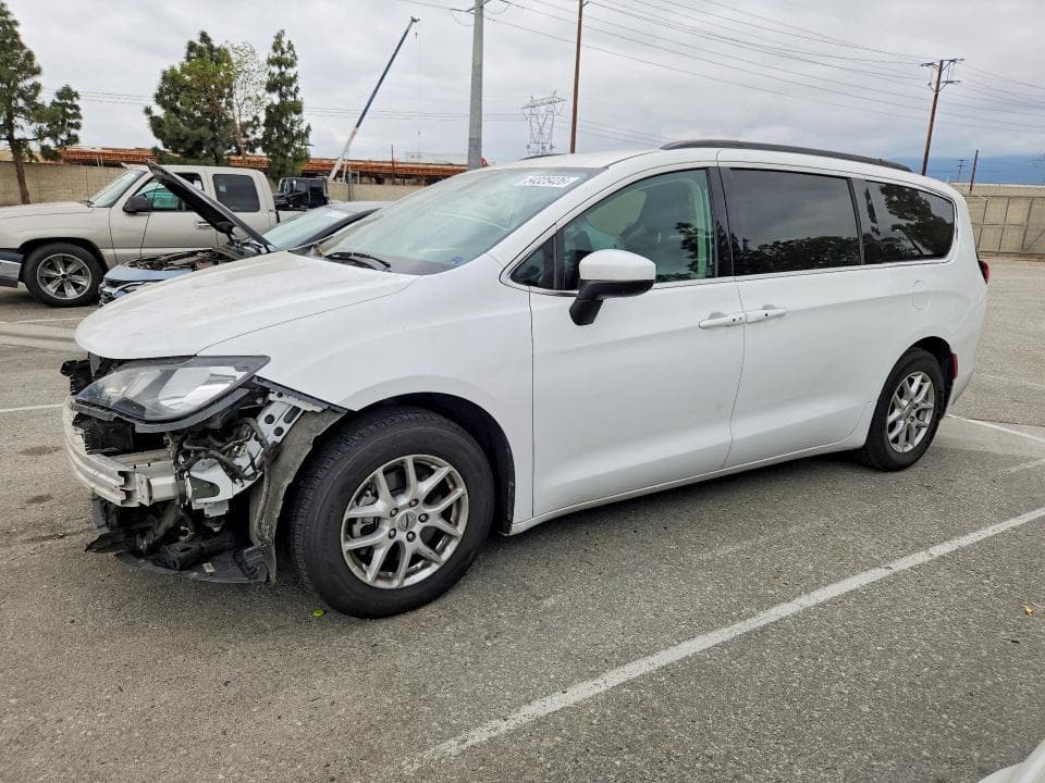 2021 Chrysler Voyager LXI
