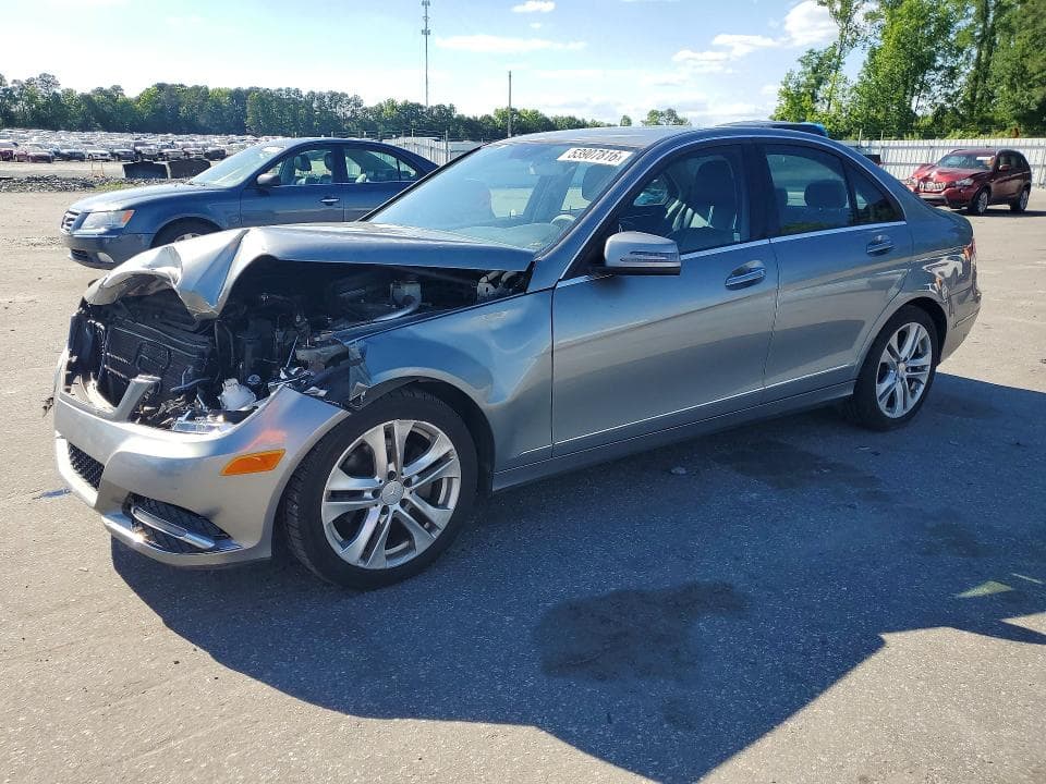 2014 Mercedes-Benz C 250