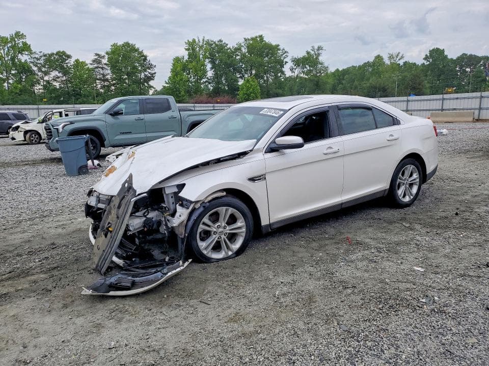 2015 Ford Taurus SEL