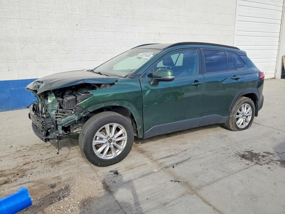 2022 Toyota Corolla Cross LE