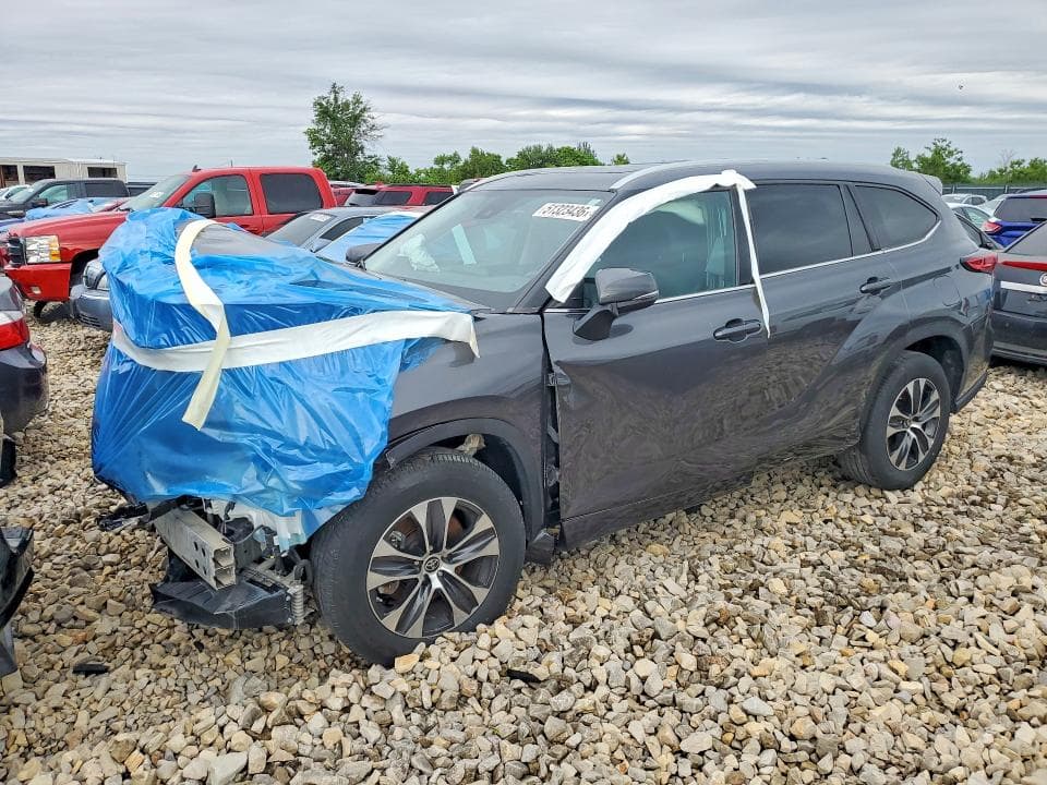 2022 Toyota Highlander XLE