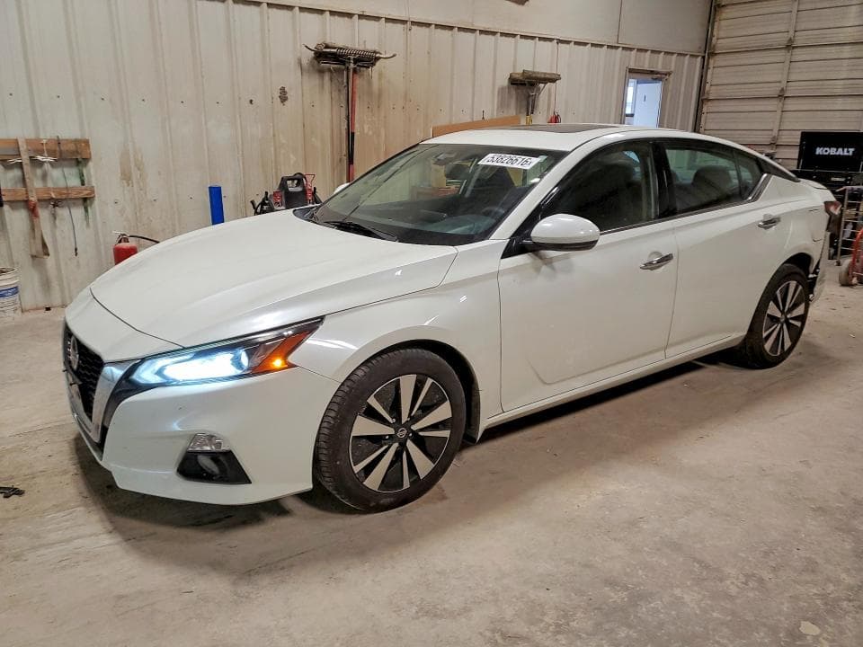 2019 Nissan Altima SV
