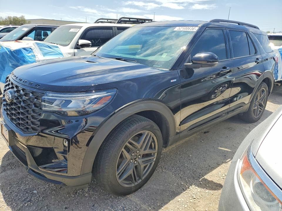 2025 Ford Explorer St-Line