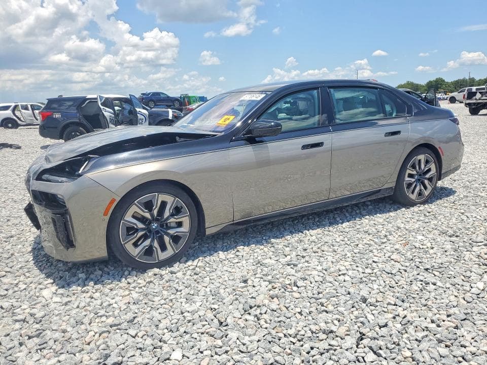 2023 BMW 760 XI