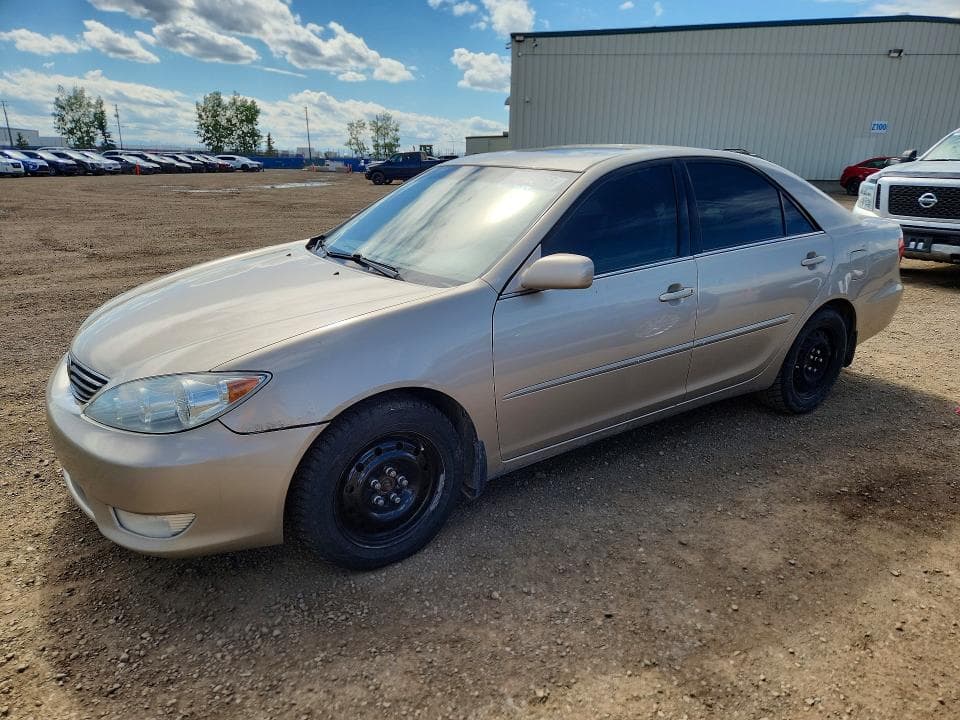 2005 Toyota Camry LE V6
