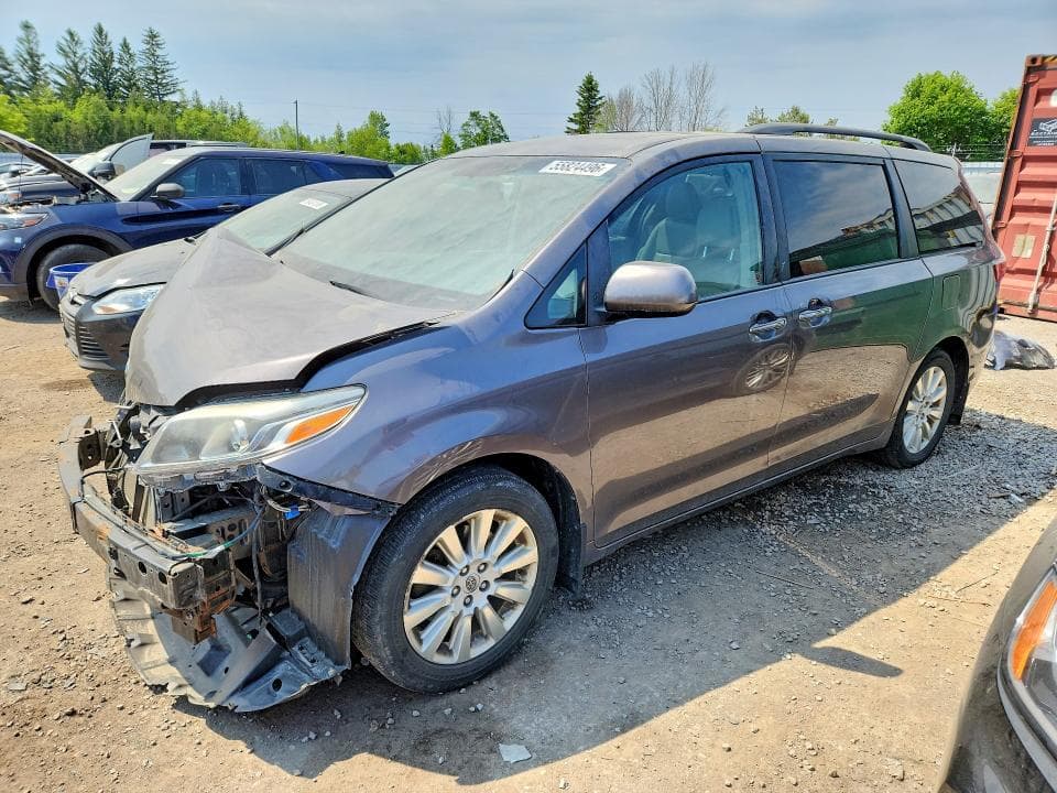 2015 Toyota Sienna XLE 7-PASSENGER