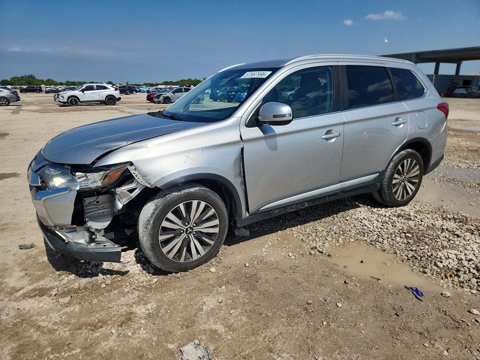 2019 Mitsubishi Outlander SE