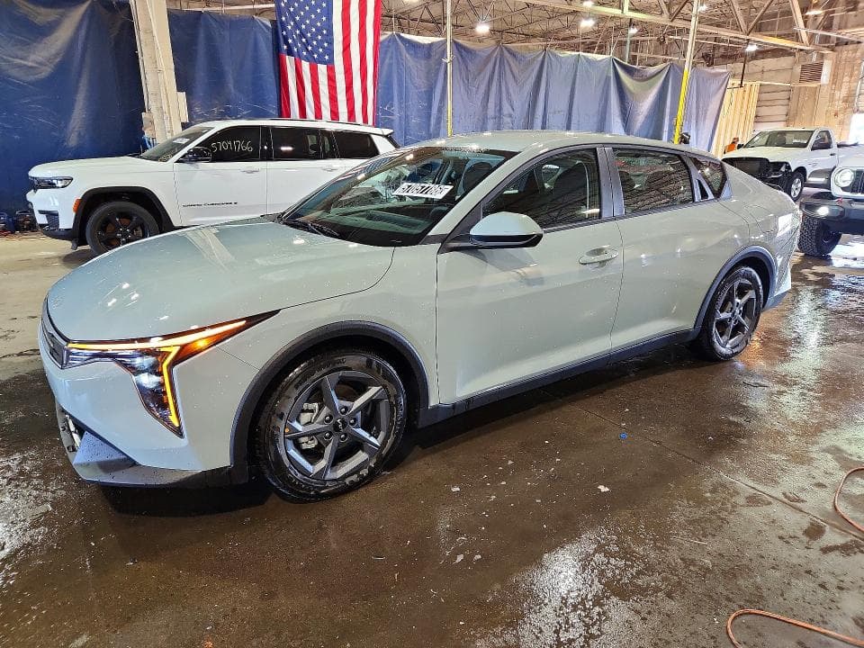 2026 KIA K4 LXS