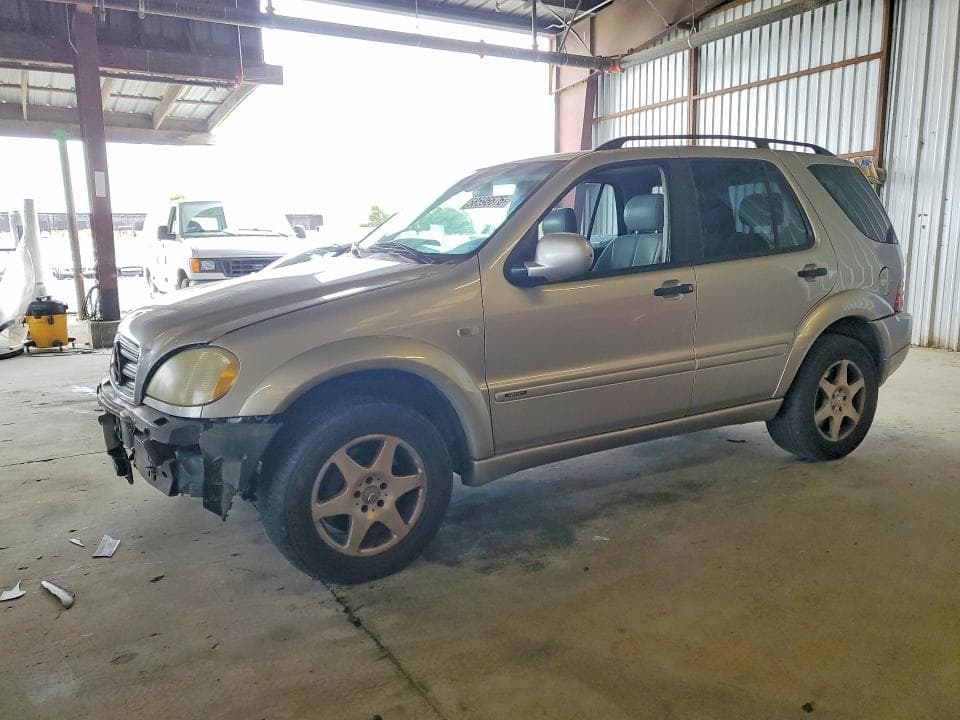 2001 Mercedes-Benz ML 430