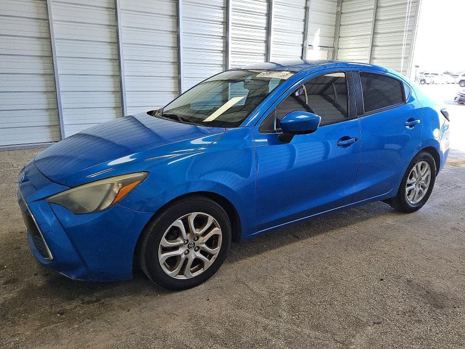 2017 Toyota Yaris IA Base