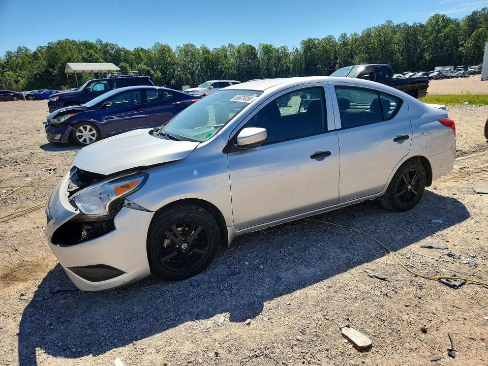 2019 Nissan Versa S Plus