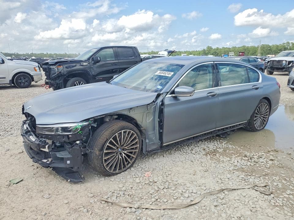 2022 BMW 750 XI