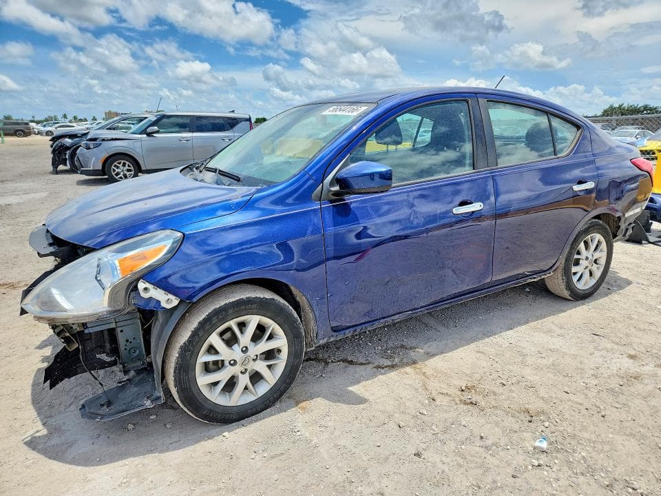 2018 Nissan Versa SV