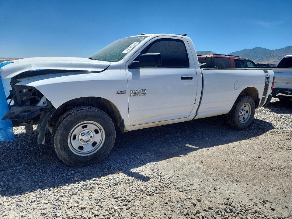 2016 RAM 1500 ST