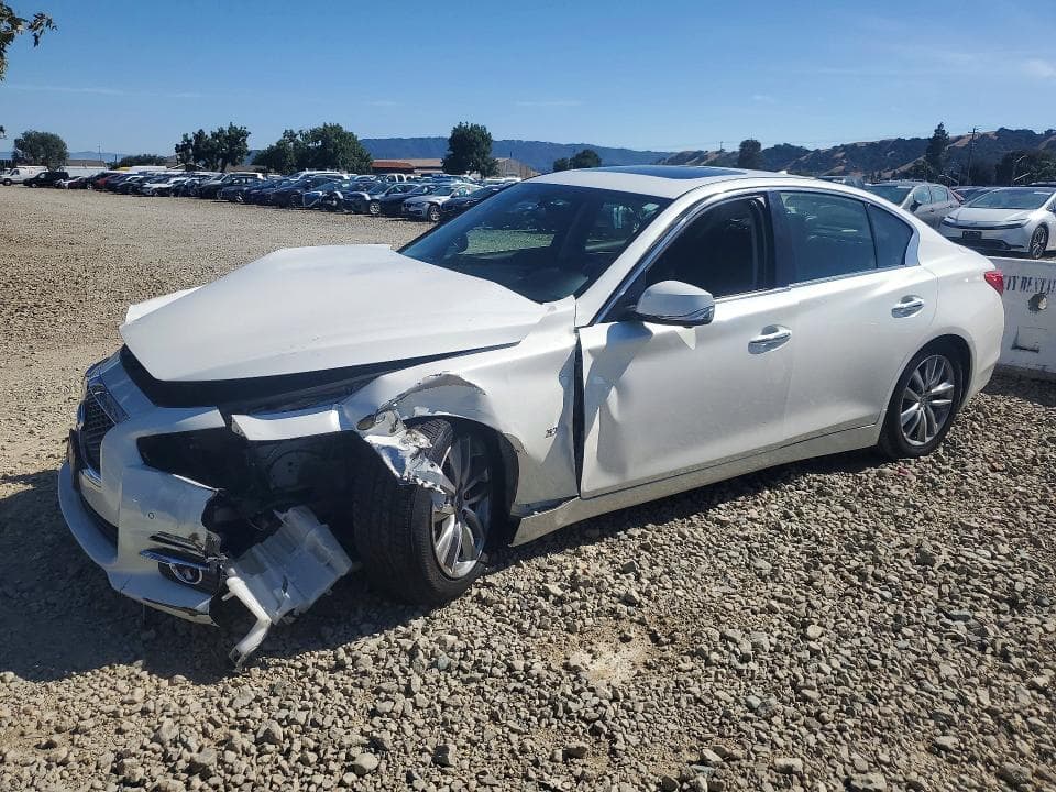 2014 Infiniti Q50 Premium