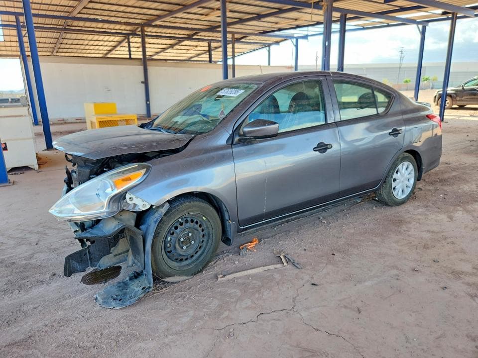 2016 Nissan Versa 1.6 S Plus