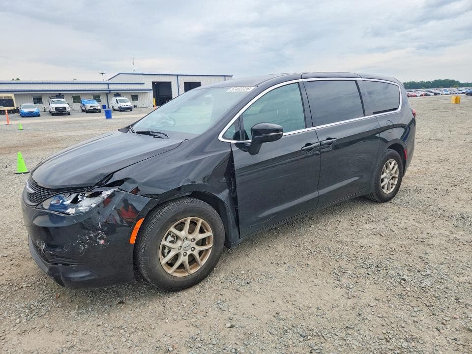 2025 Chrysler Voyager