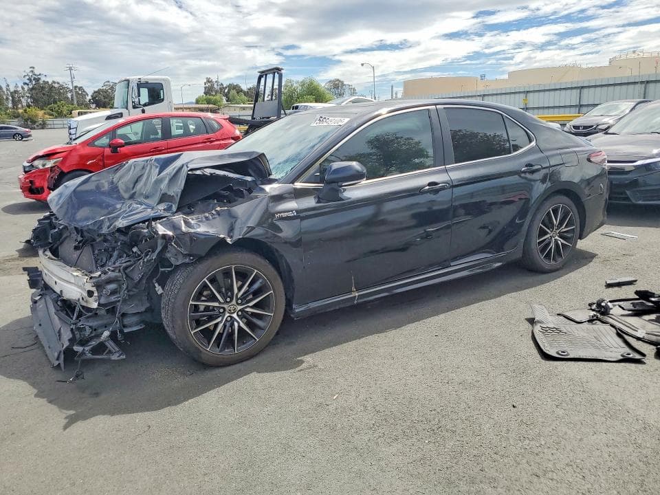 2021 Toyota Camry SE