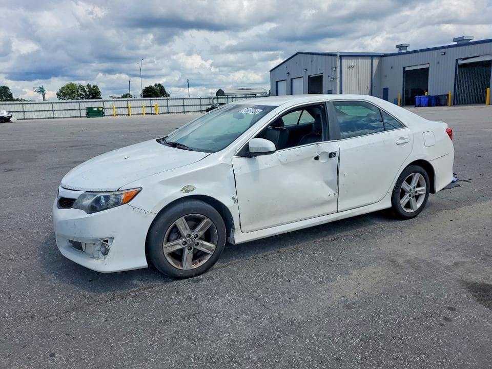2013 Toyota Camry SE