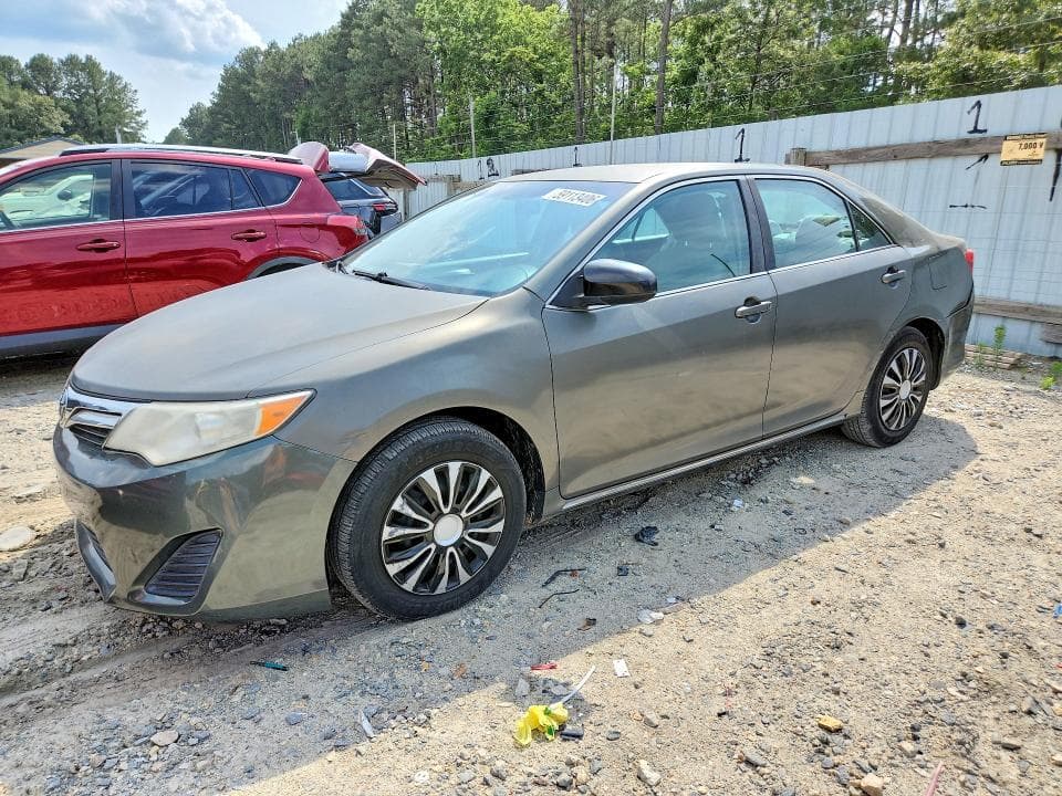 2013 Toyota Camry LE
