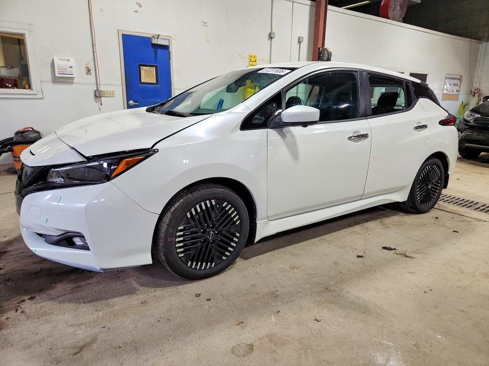 2024 Nissan Leaf SV Plus