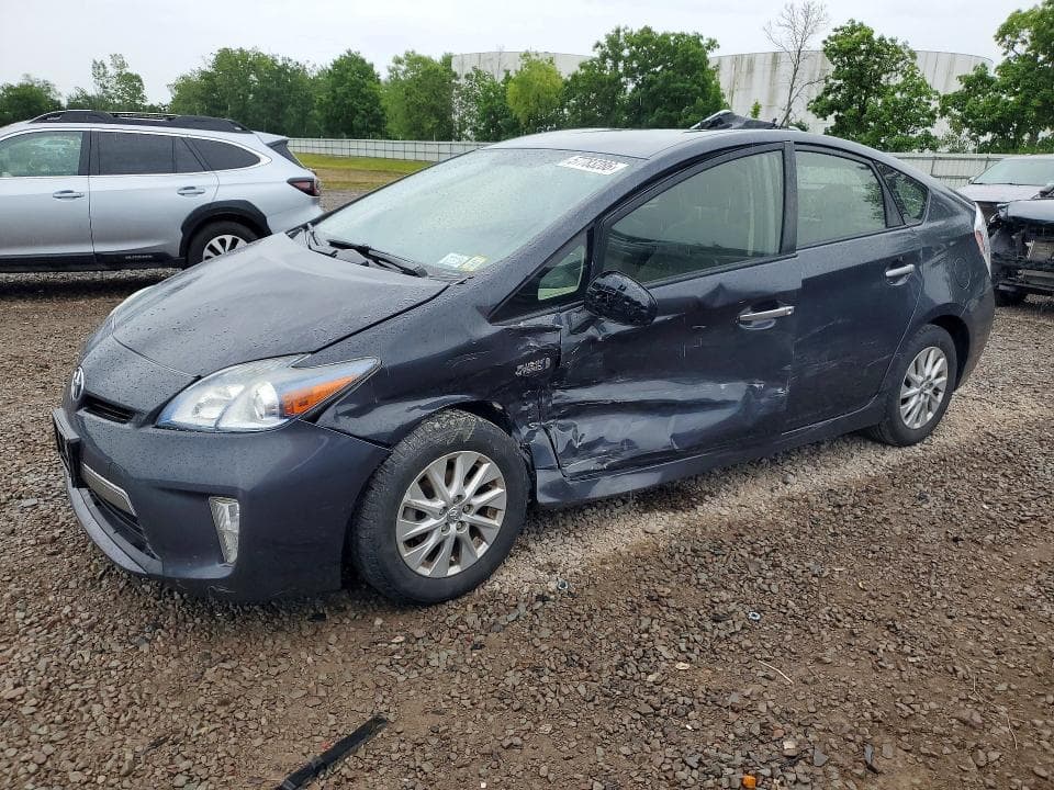 2013 Toyota Prius Plug-In Hybrid Base