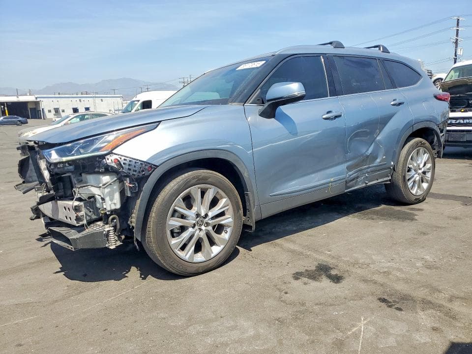 2022 Toyota Highlander Limited