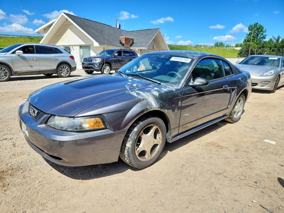 2004 Ford Mustang