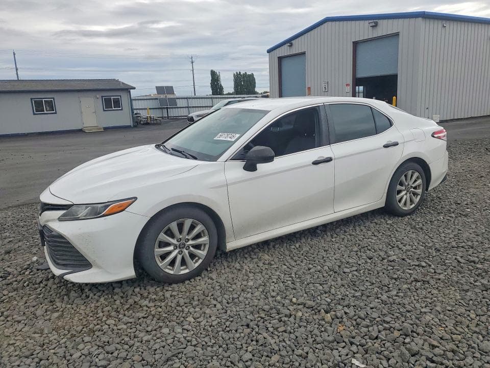 2018 Toyota Camry LE