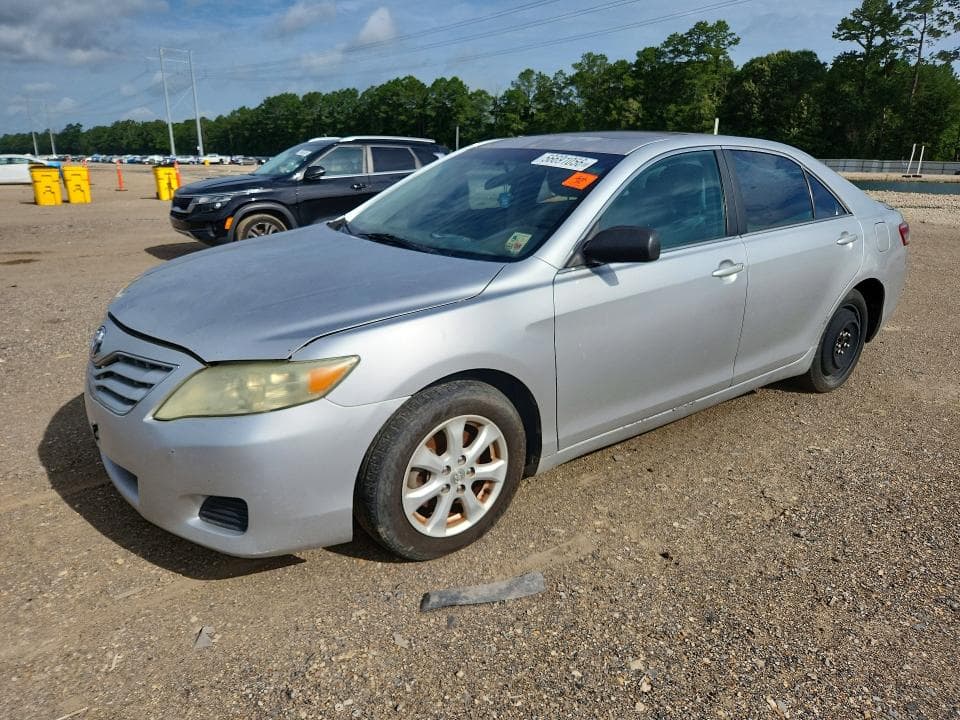 2011 Toyota Camry LE