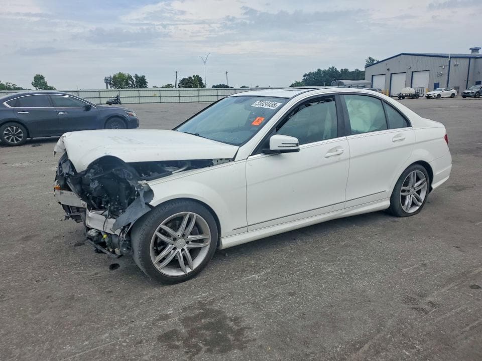 2014 Mercedes-Benz C 250