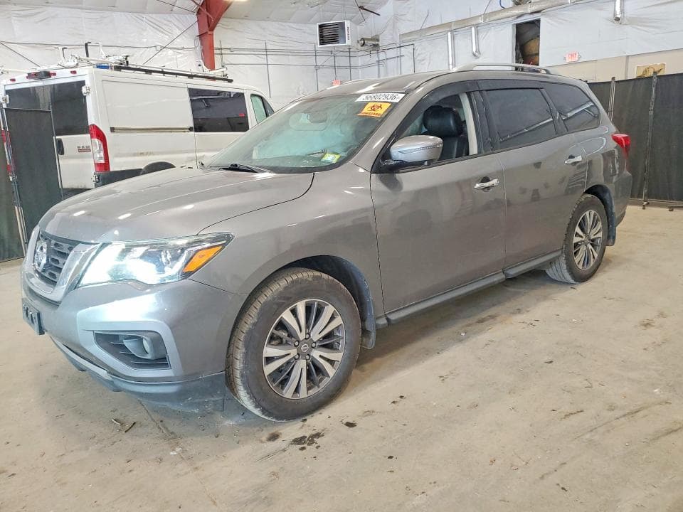 2017 Nissan Pathfinder SL