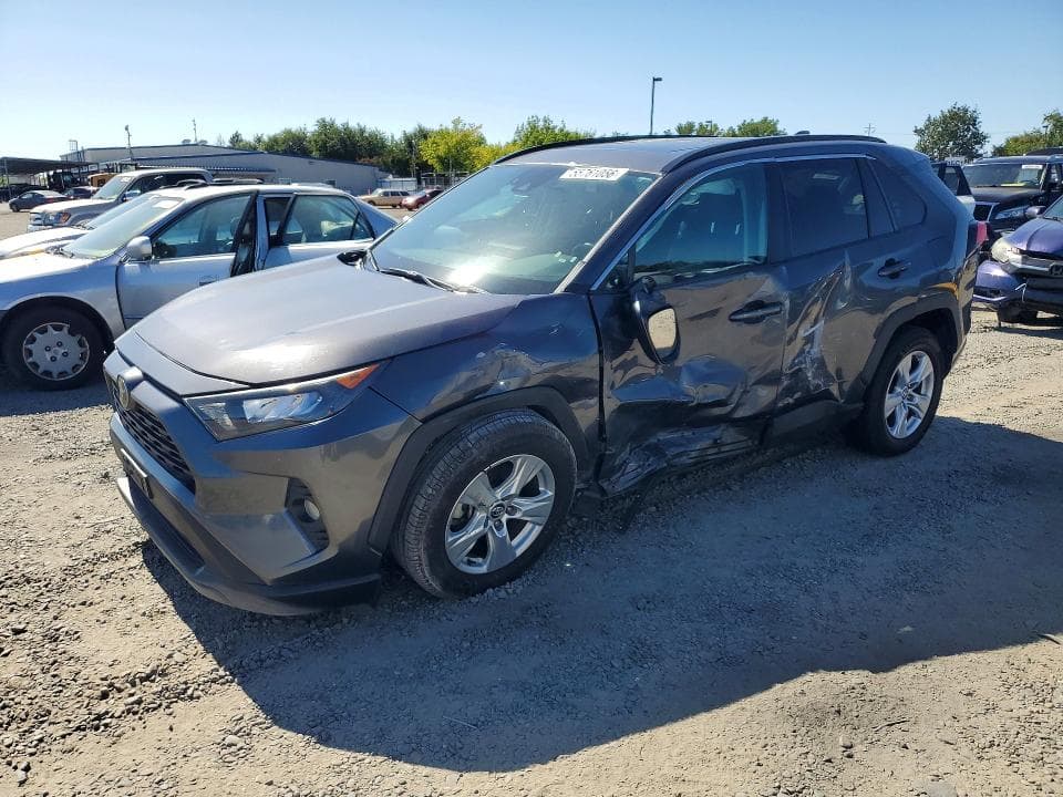 2020 Toyota RAV4 XLE