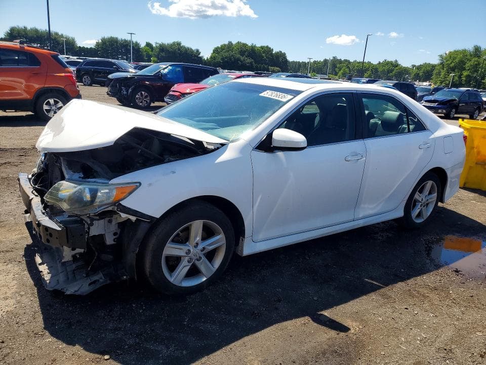 2014 Toyota Camry SE