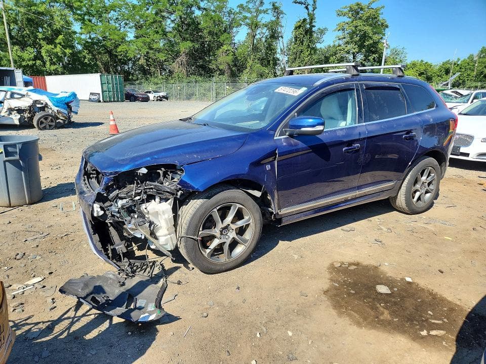 2015 Volvo XC60 T6 Platinum