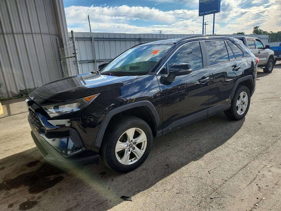 2019 Toyota RAV4 LE