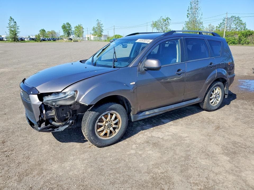 2013 Mitsubishi Outlander ES