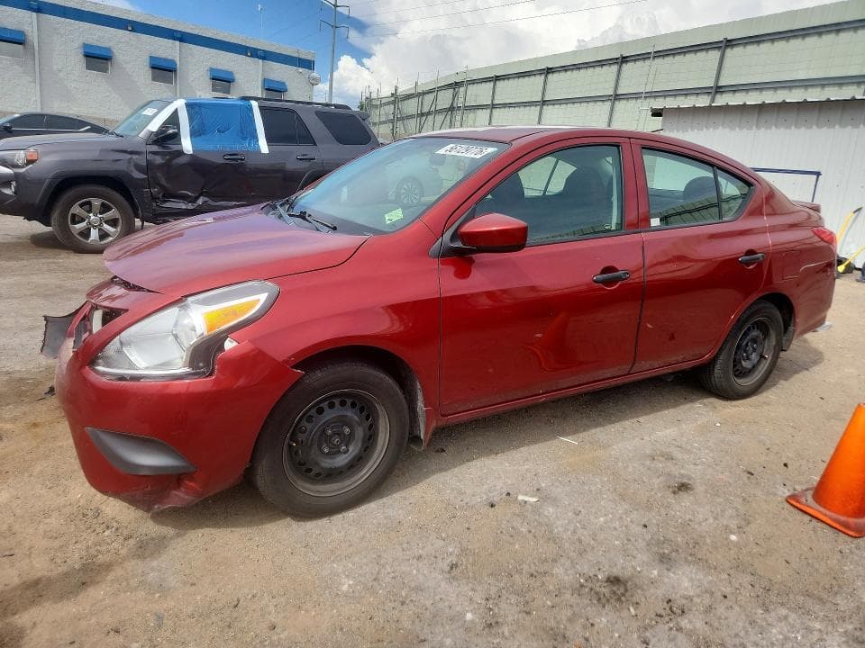 2019 Nissan Versa S Plus