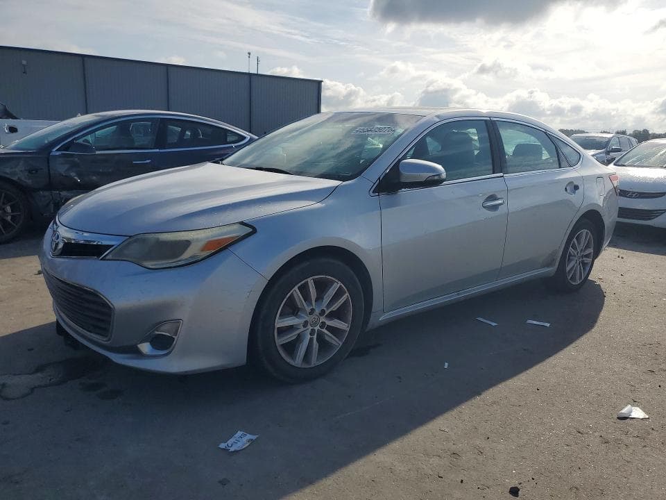 2014 Toyota Avalon XLE