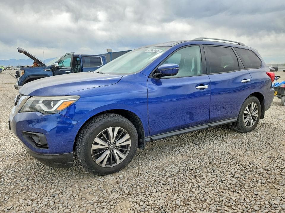 2017 Nissan Pathfinder S