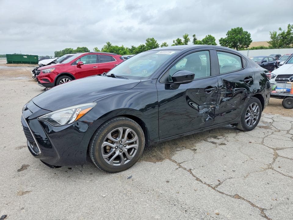 2019 Toyota Yaris LE