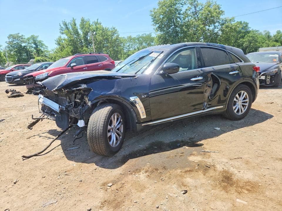 2016 Infiniti QX70 Base