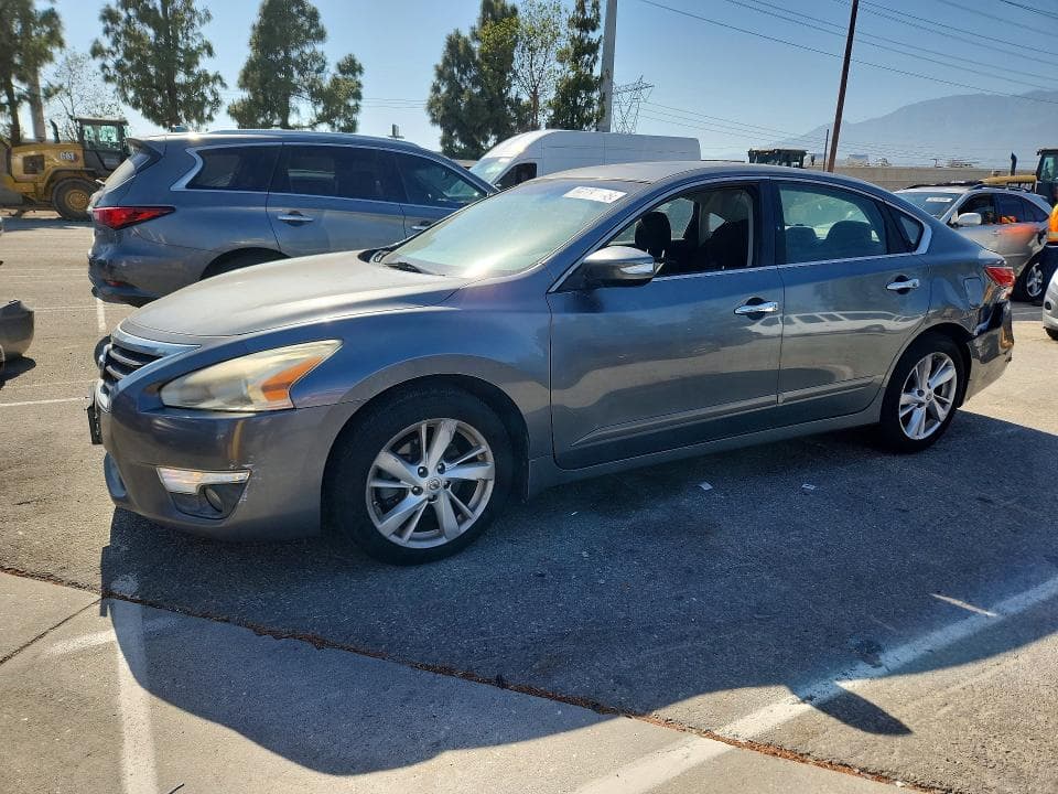 2014 Nissan Altama