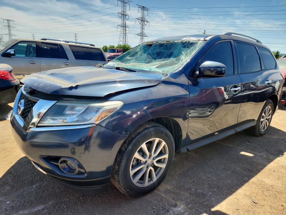 2016 Nissan Pathfinder SV