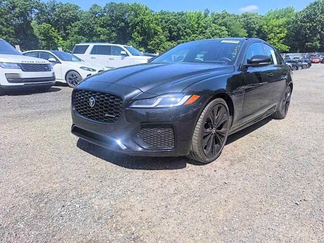 2024 Jaguar XF R-Dynamic SE
