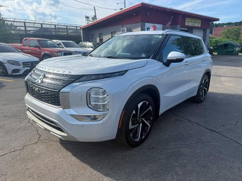 2022 Mitsubishi Outlander SEL