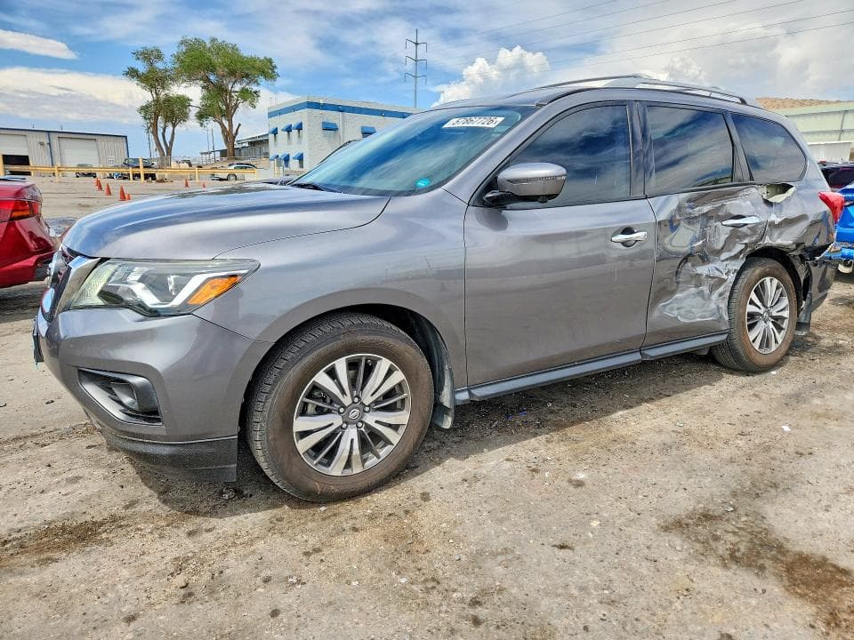 2017 Nissan Pathfinder SL