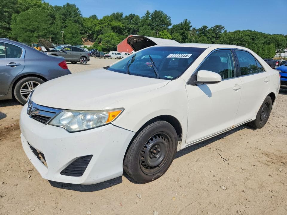 2014 Toyota Camry LE