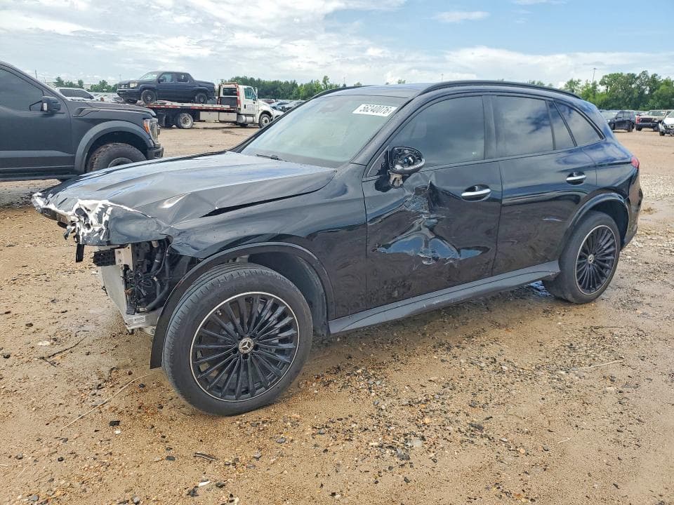 2025 Mercedes-Benz GLC 300