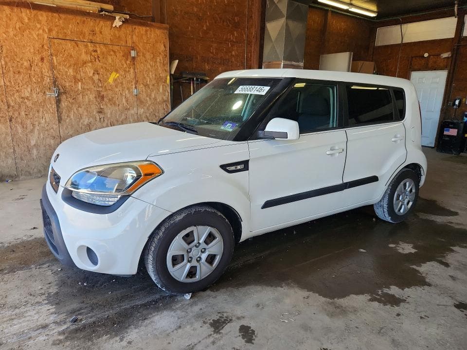 2013 KIA Soul Base